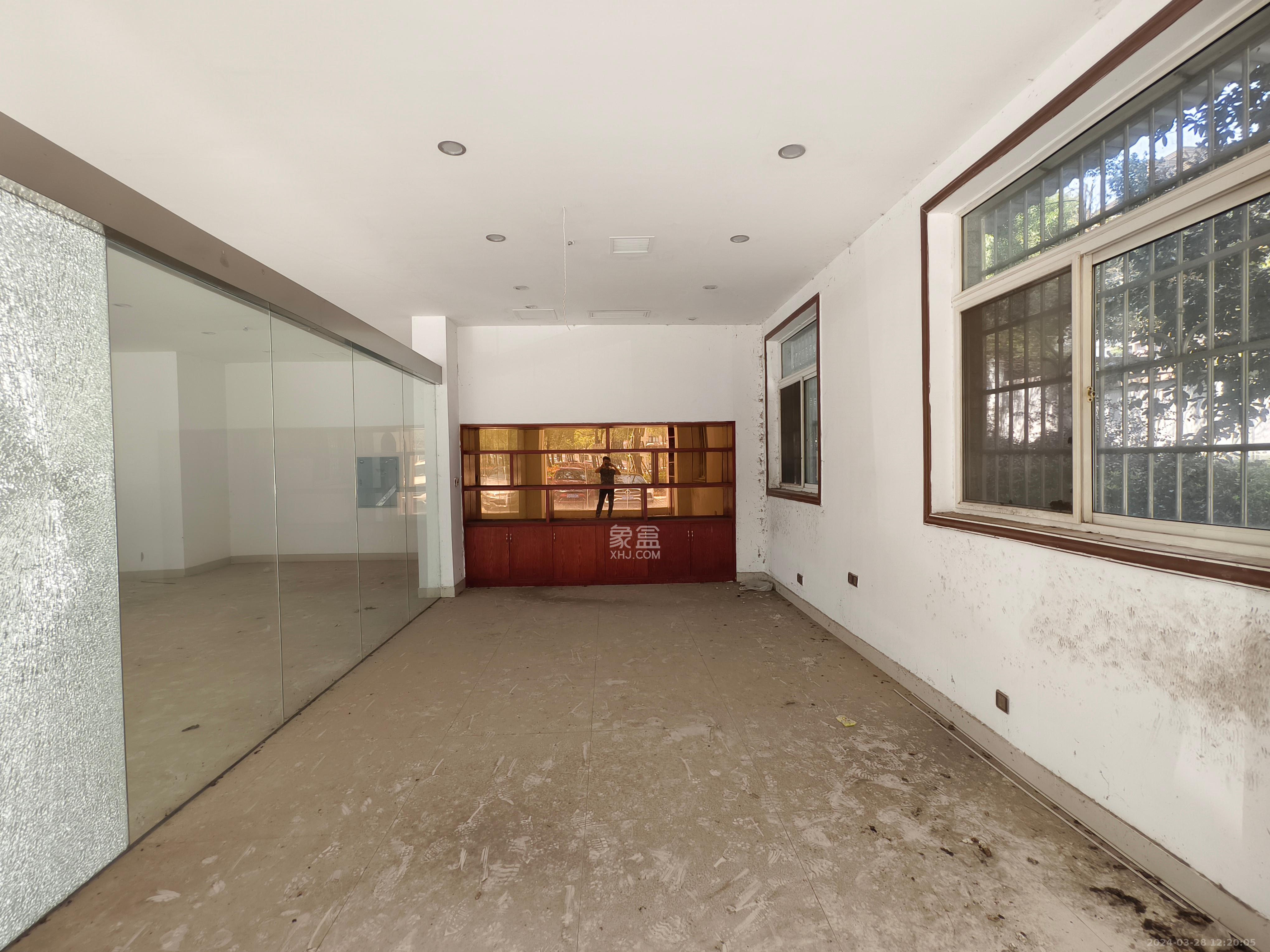 金星佳苑   950.0㎡      120000.0元/月室内图