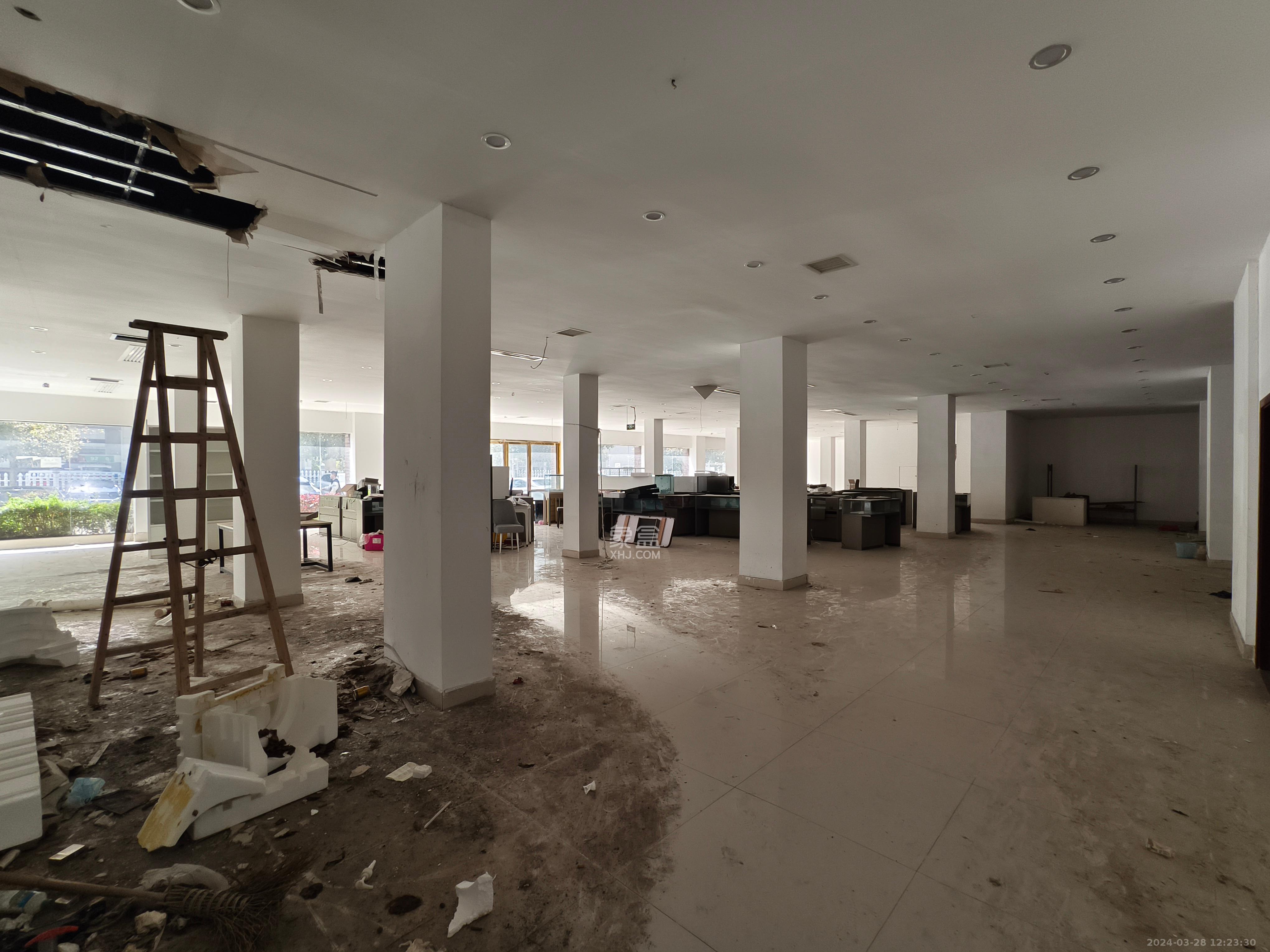 金星佳苑   950.0㎡      120000.0元/月室内图