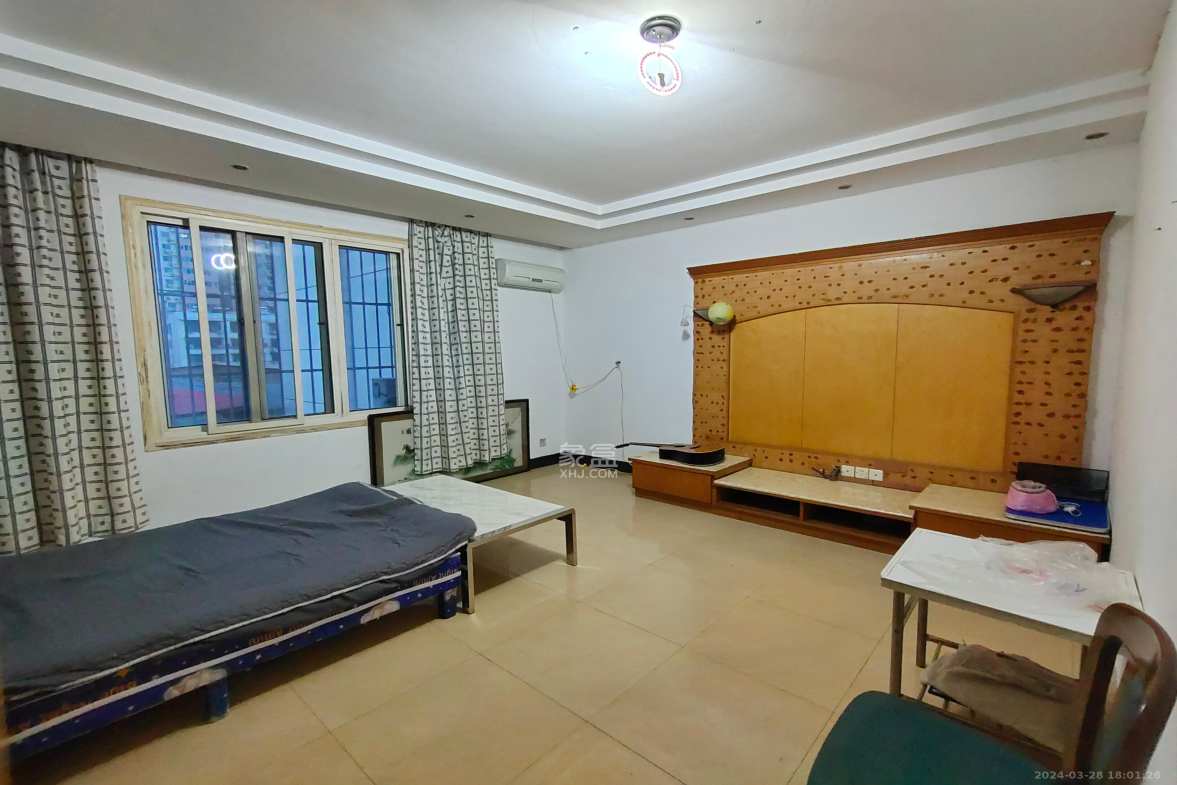 浏城桥竹园公寓  3室2厅1卫   2700.00元/月室内图