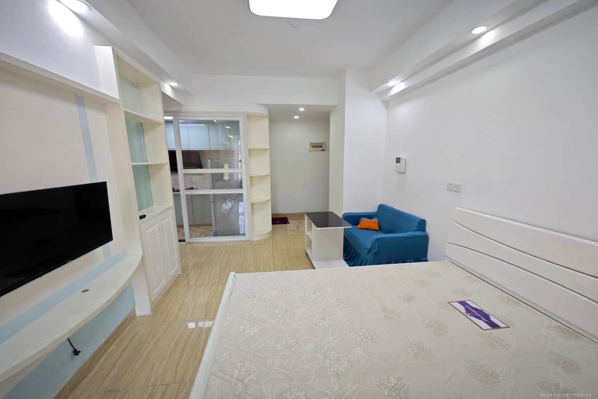 中建御山和苑  1室1厅1卫   1400.00元/月室内图