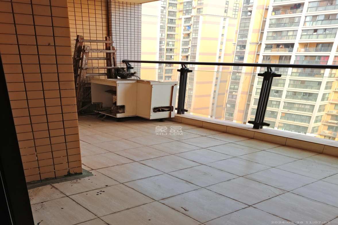 锦湘国际星城三期（锦绣苑）  3室2厅1卫    2600.0元/月室内图