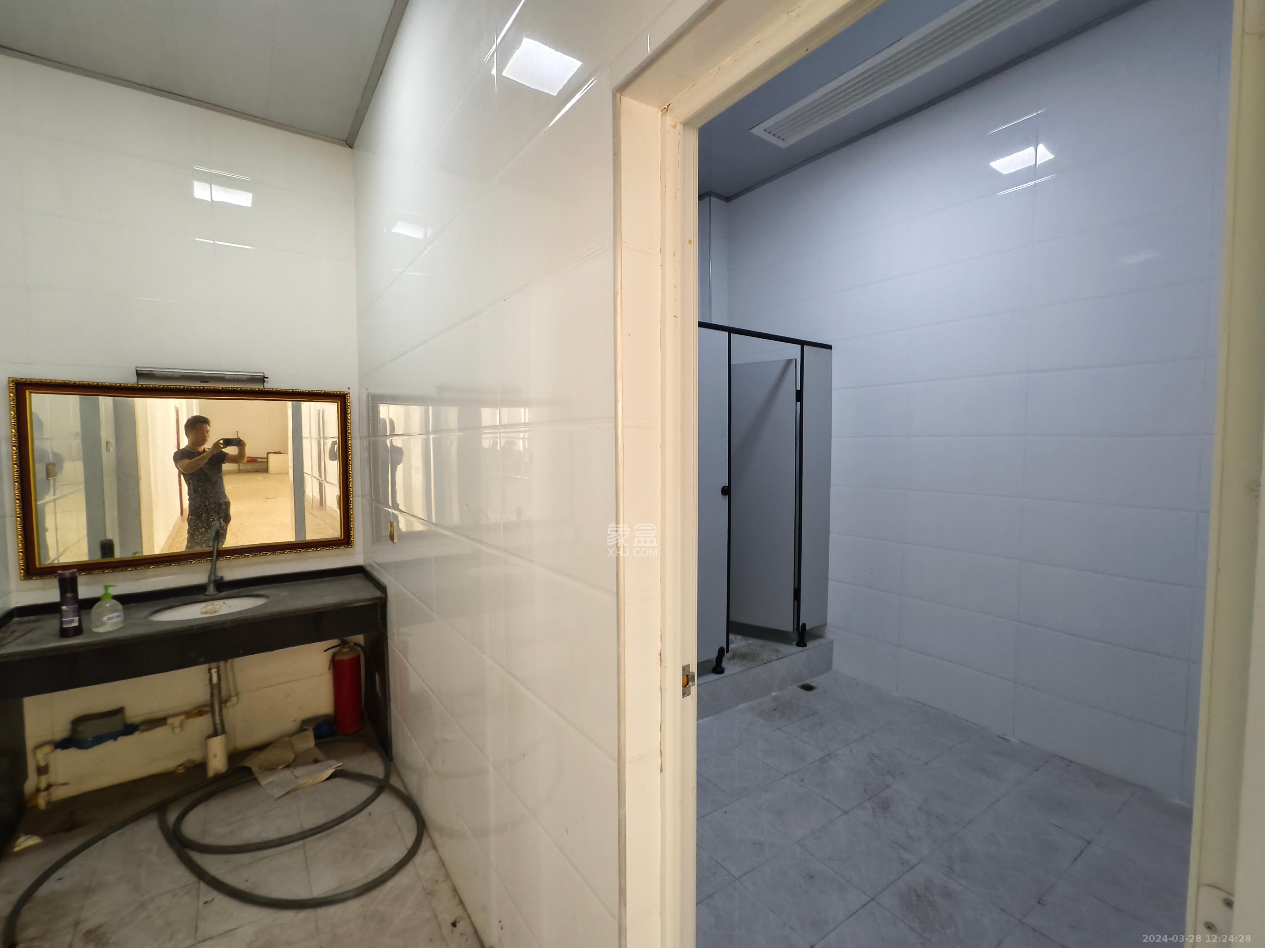 金星佳苑   950.0㎡      120000.0元/月室内图