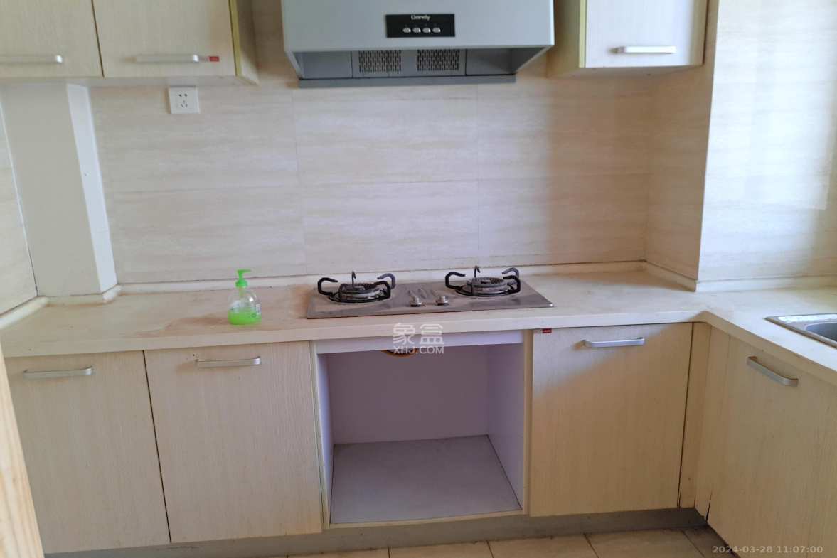 锦湘国际星城三期（锦绣苑）  3室2厅1卫    2600.0元/月室内图