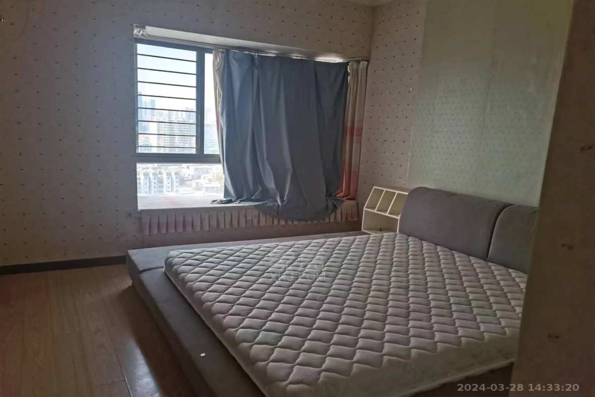 近水楼台  3室2厅1卫   1800.00元/月室内图