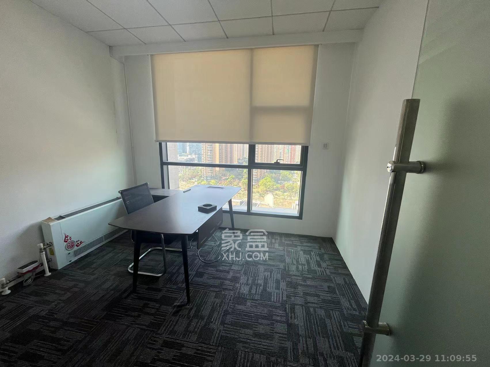 华坤时代   150.0㎡      7800.0元/月室内图