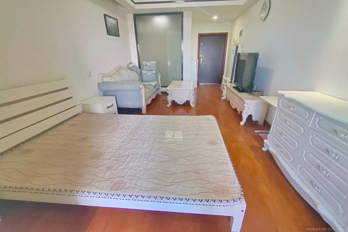 长盛上东区  1室1厅1卫   1800.00元/月室内图