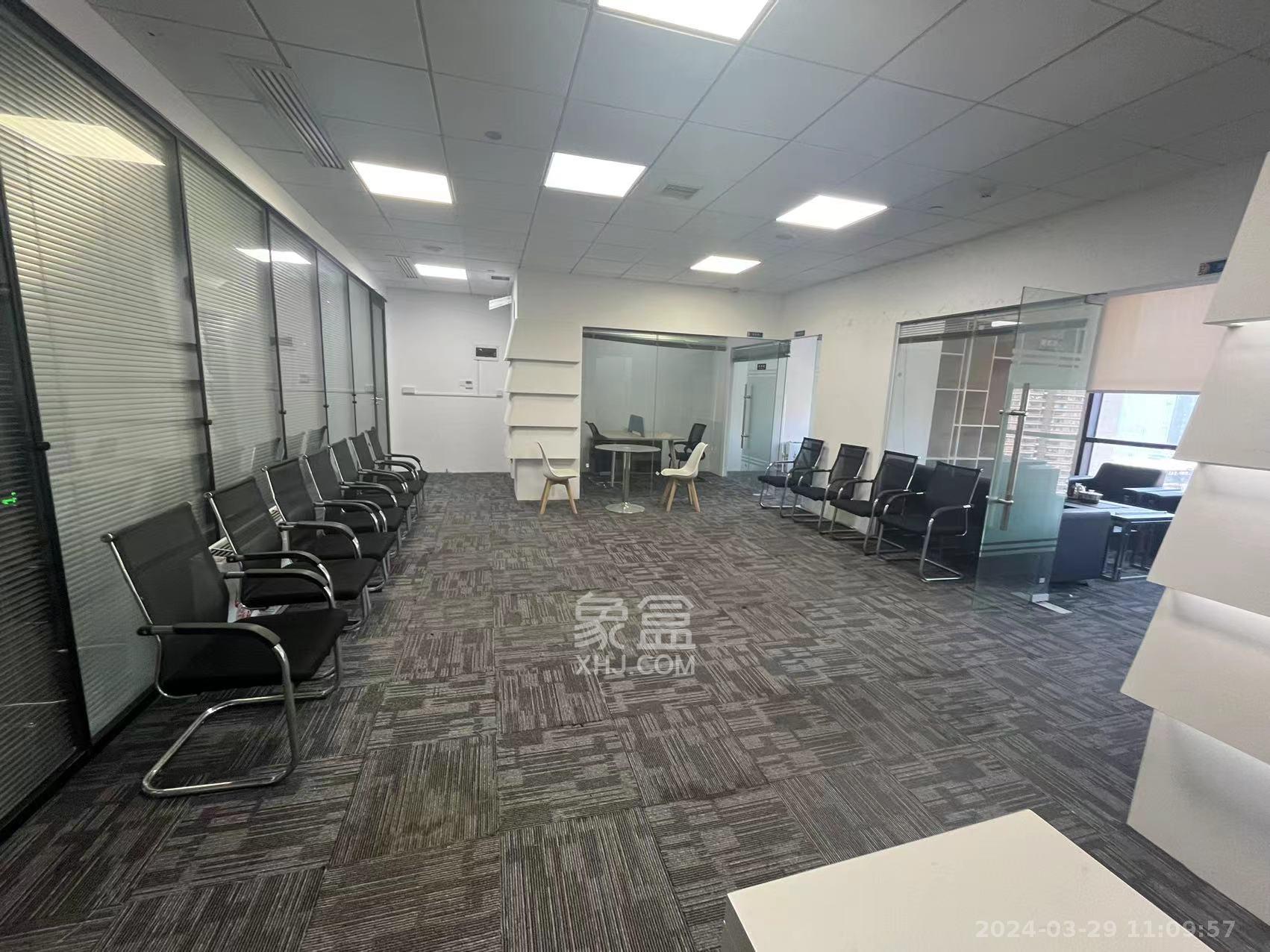 华坤时代   150.0㎡      7800.0元/月室内图