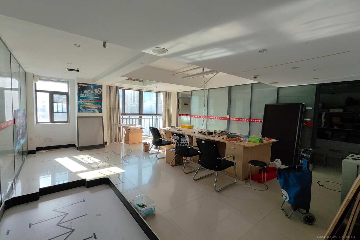 英祥春天  0室0厅0卫    10000.0元/月室内图