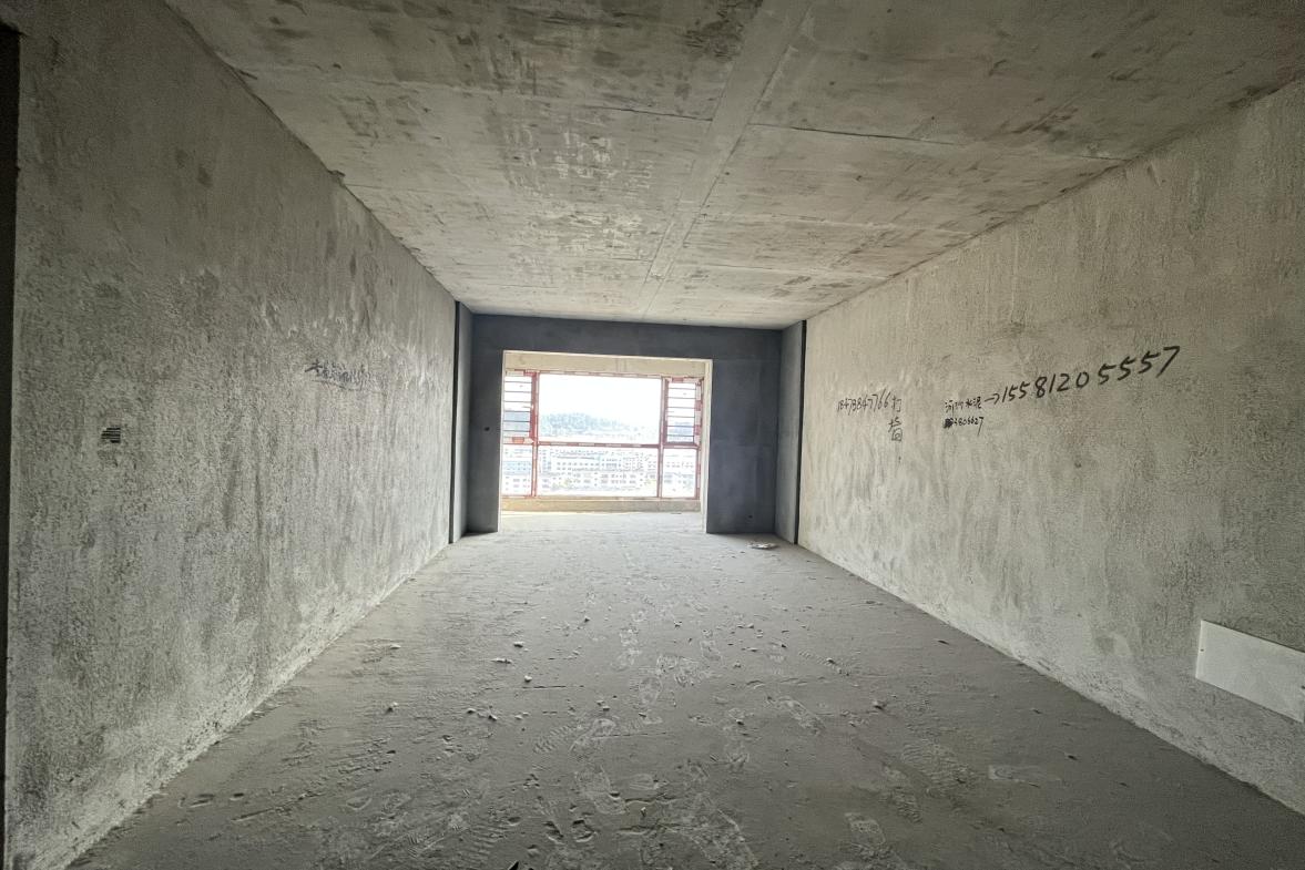 紫旭名园  4室2厅2卫    105.0万 紫旭名园  4室2厅2卫    105.0万客厅