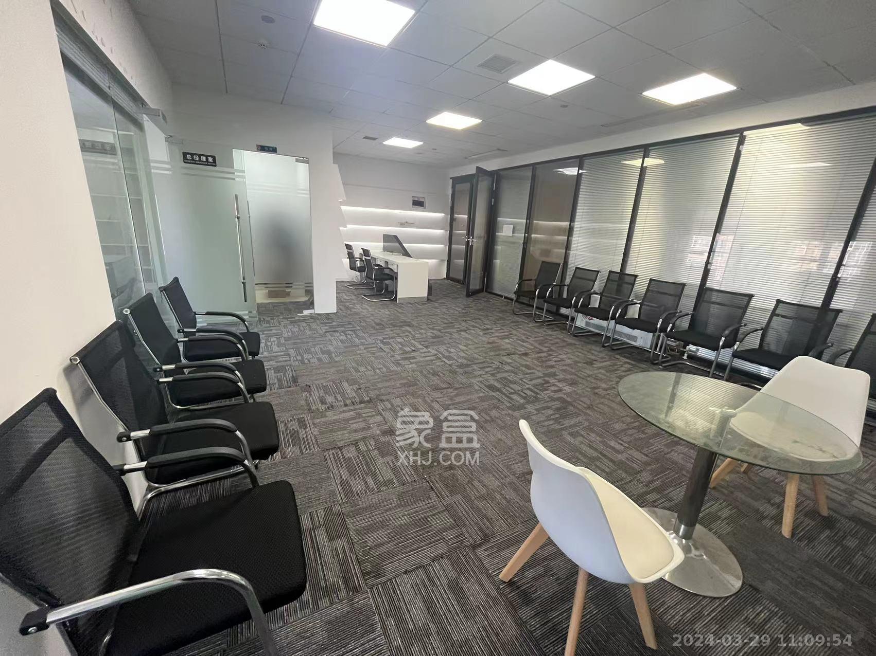 华坤时代   150.0㎡      7800.0元/月