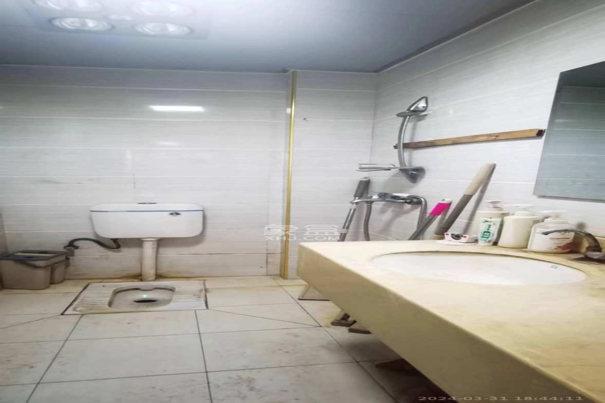 联合商厦  2室2厅1卫    6500.0元/月 联合商厦  2室2厅1卫    6500.0元/月室内图