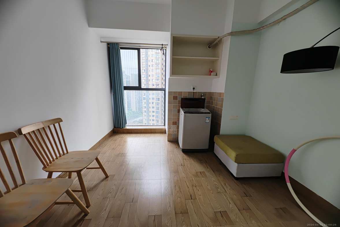 中建御山和苑  1室1厅1卫   1600.00元/月室内图
