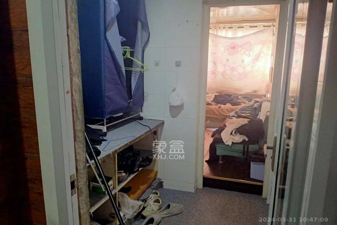 城市生活家  5室2厅2卫    7000.0元/月 城市生活家  5室2厅2卫    7000.0元/月室内图