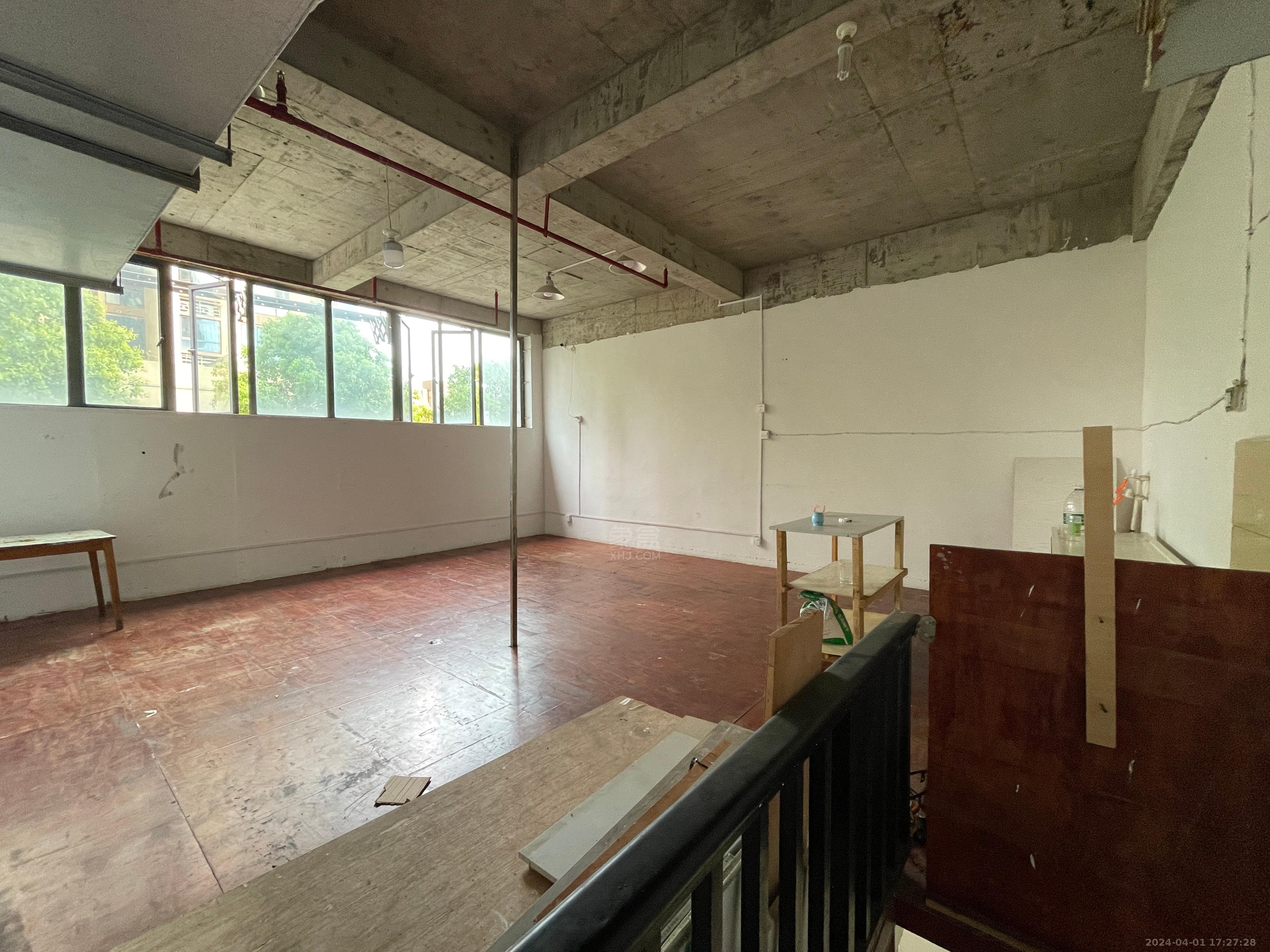 日盛山湖城   47.29㎡      2500.0元/月室内图