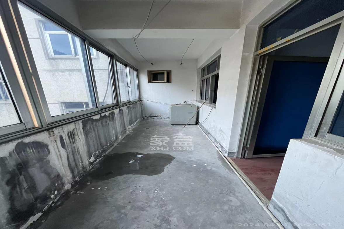 通发公寓  3室2厅1卫    1800.0元/月室内图