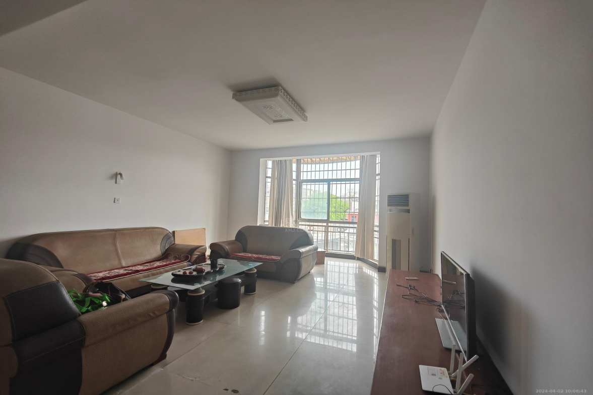 株洲富景园  4室2厅2卫    2200.0元/月室内图1