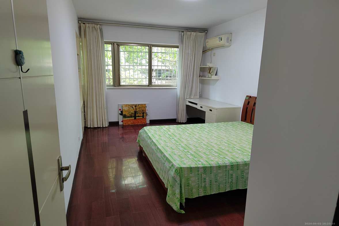 香草园  3室2厅2卫    1600.0元/月 香草园  3室2厅2卫    1600.0元/月室内图