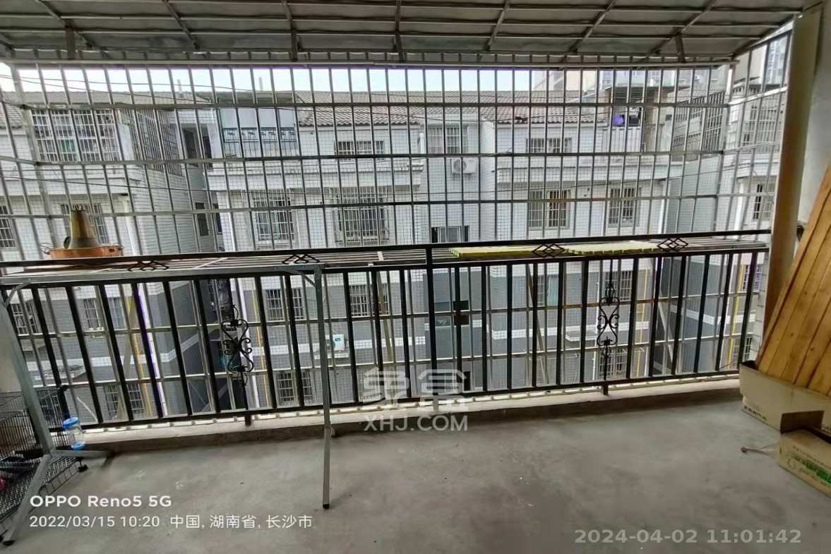 湘绣城  3室2厅1卫   1450.00元/月室内图