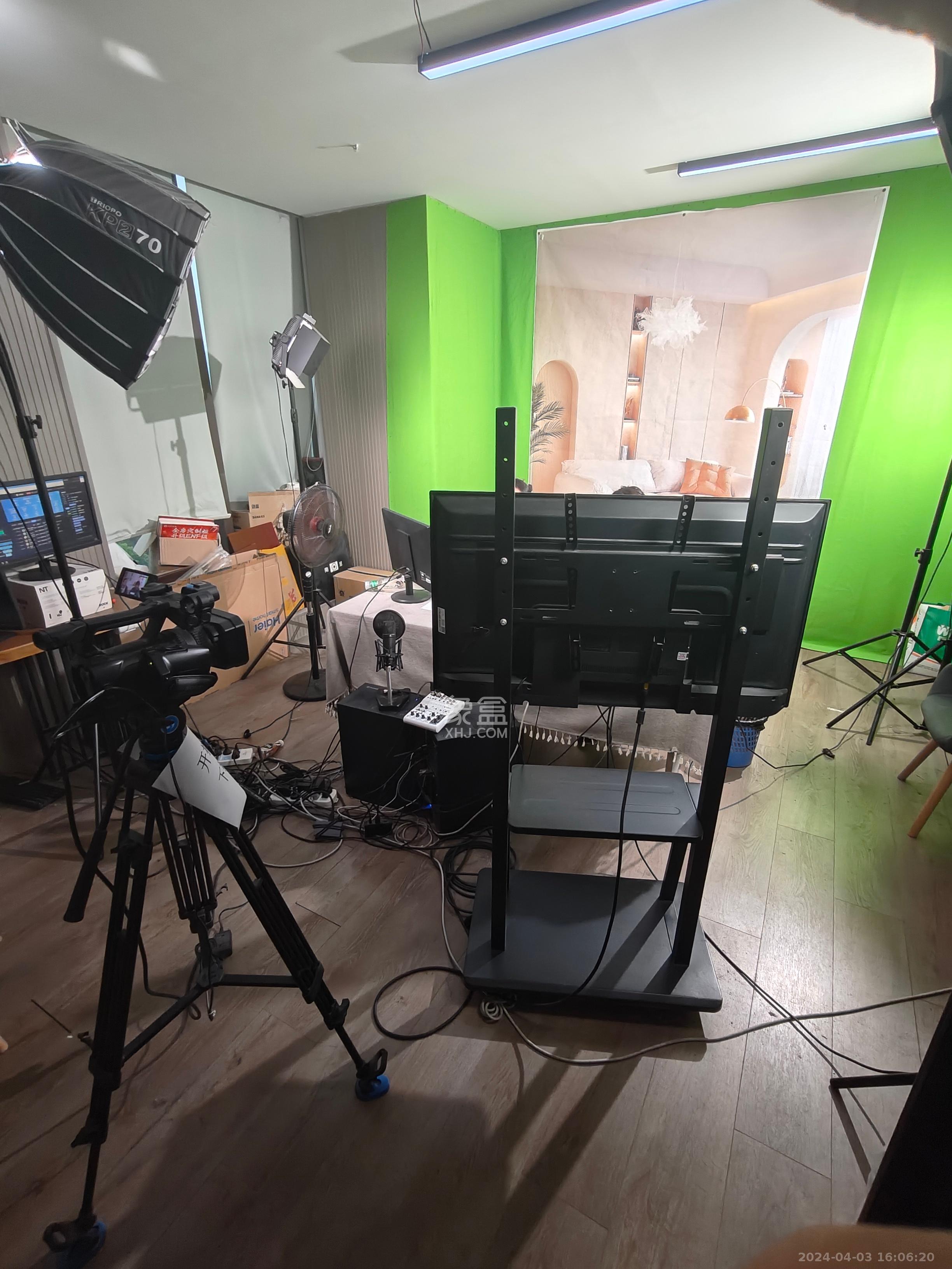 天下一家   116.28㎡      4700.0元/月室内图