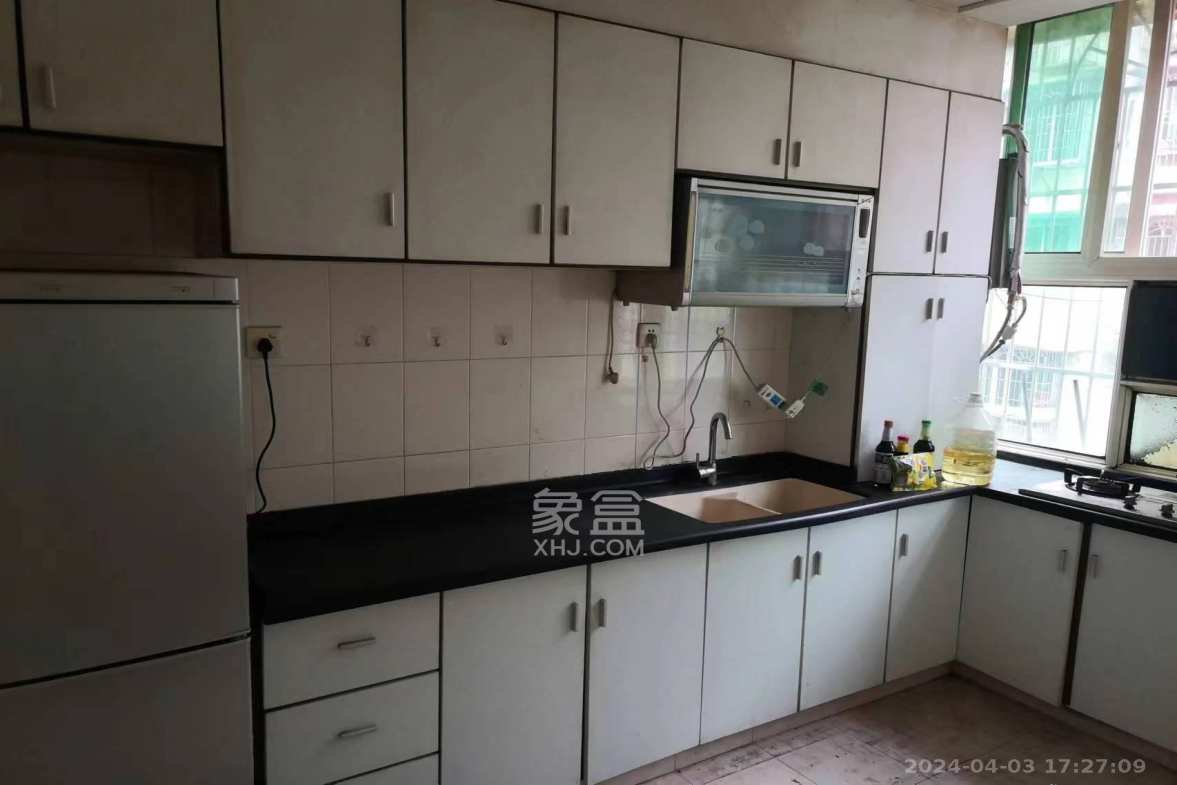 桔园小区1-8片  4室2厅1卫    1800.0元/月室内图