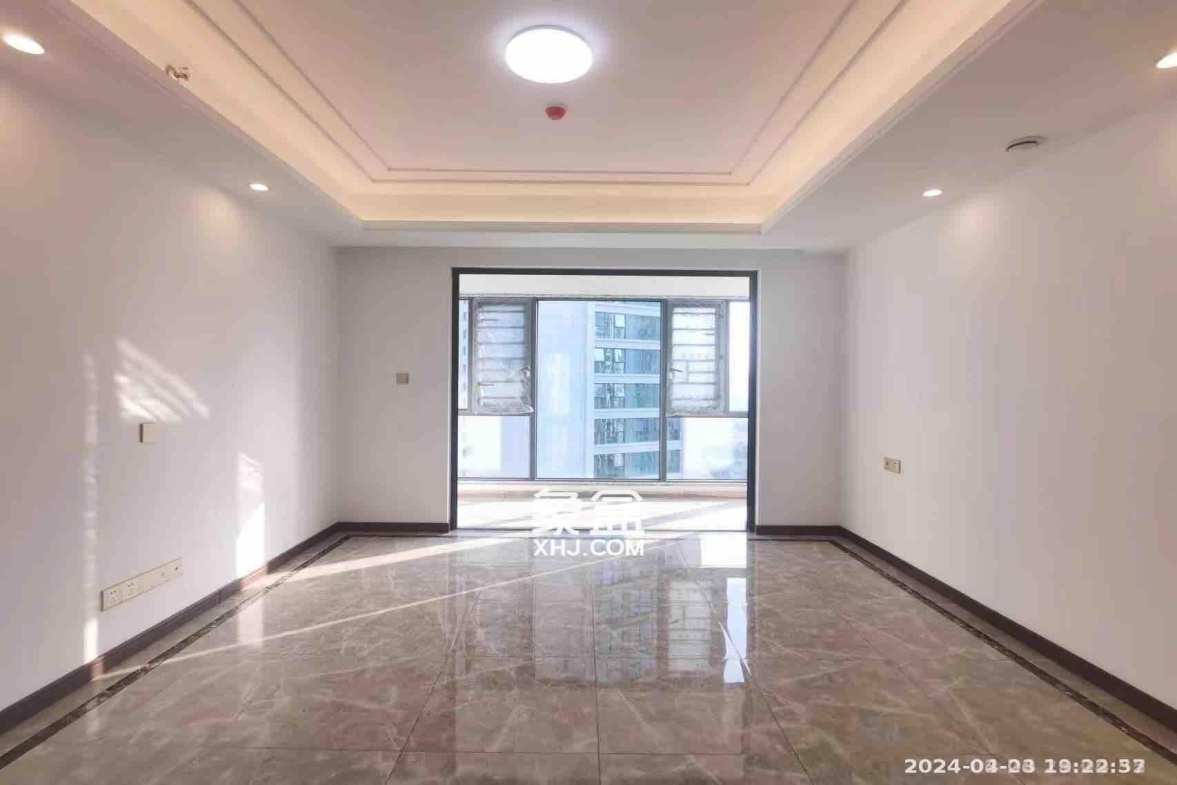 绿地长沙城际空间站(绿地新里佳苑) 4室2厅2卫 3500.0元/月 绿地长沙城际空间站(绿地新里佳苑) 4室2厅2卫 3500.0元/月室内图