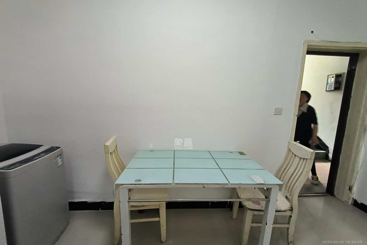 洞井一小区  3室2厅1卫    1300.0元/月室内图