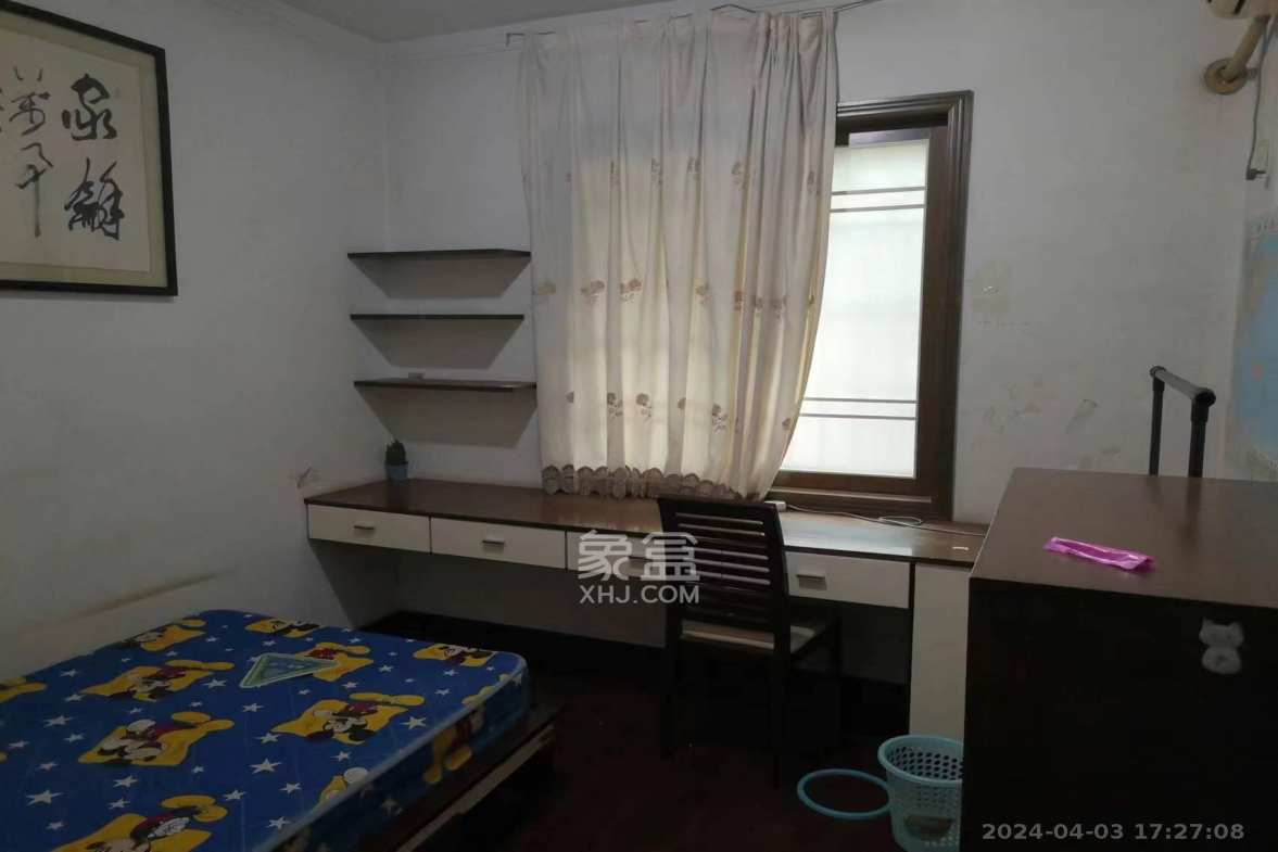 桔园小区1-8片  4室2厅1卫    1800.0元/月室内图