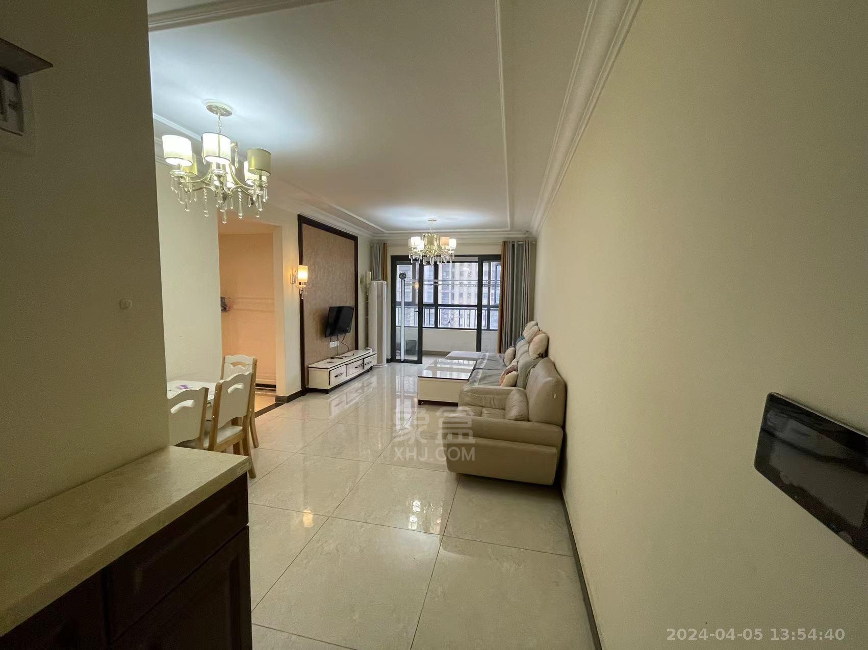 恒大华府  3室2厅1卫    2300.0元/月