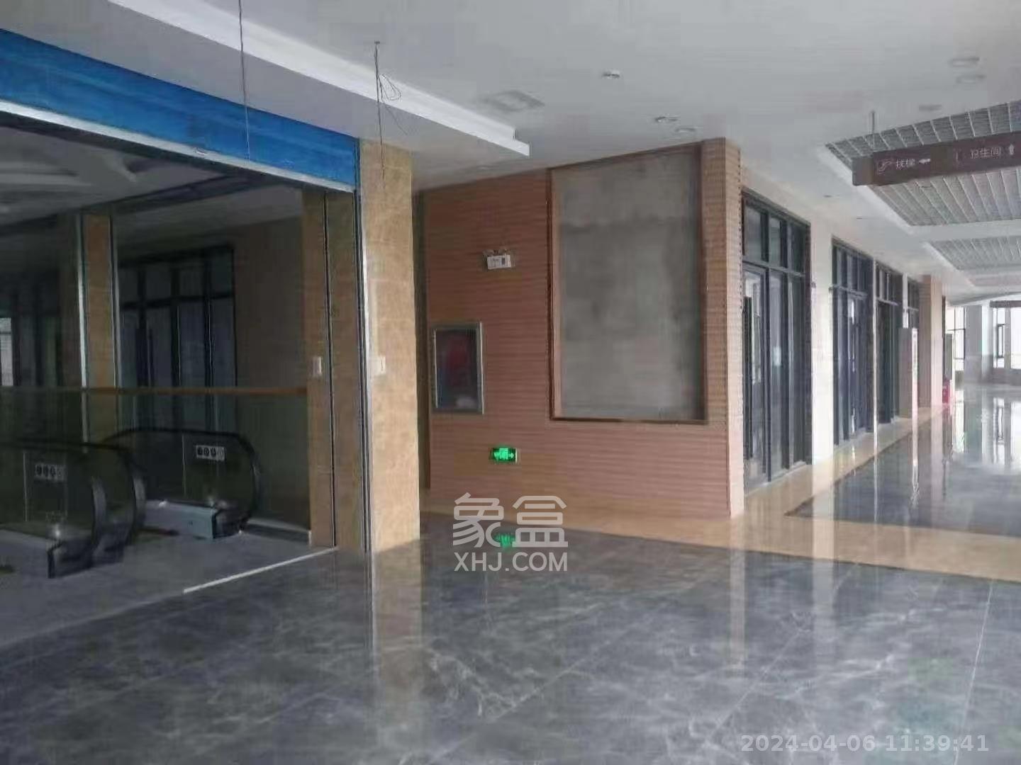 荣盛花语城   64.0㎡      2500.0元/月室内图