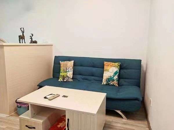金河湾1881  1室1厅1卫   1400.00元/月室内图1