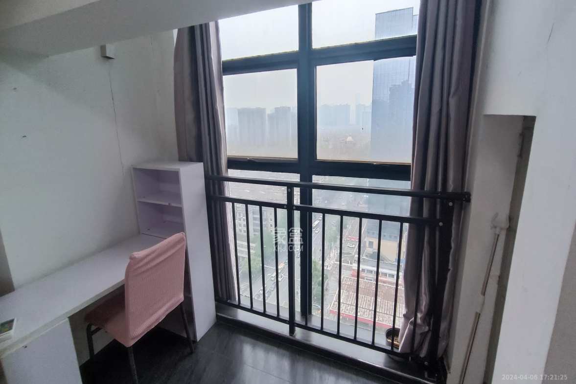 山水华景 1室1厅1卫 1400.0元/月 山水华景 1室1厅1卫 1400.0元/月室内图