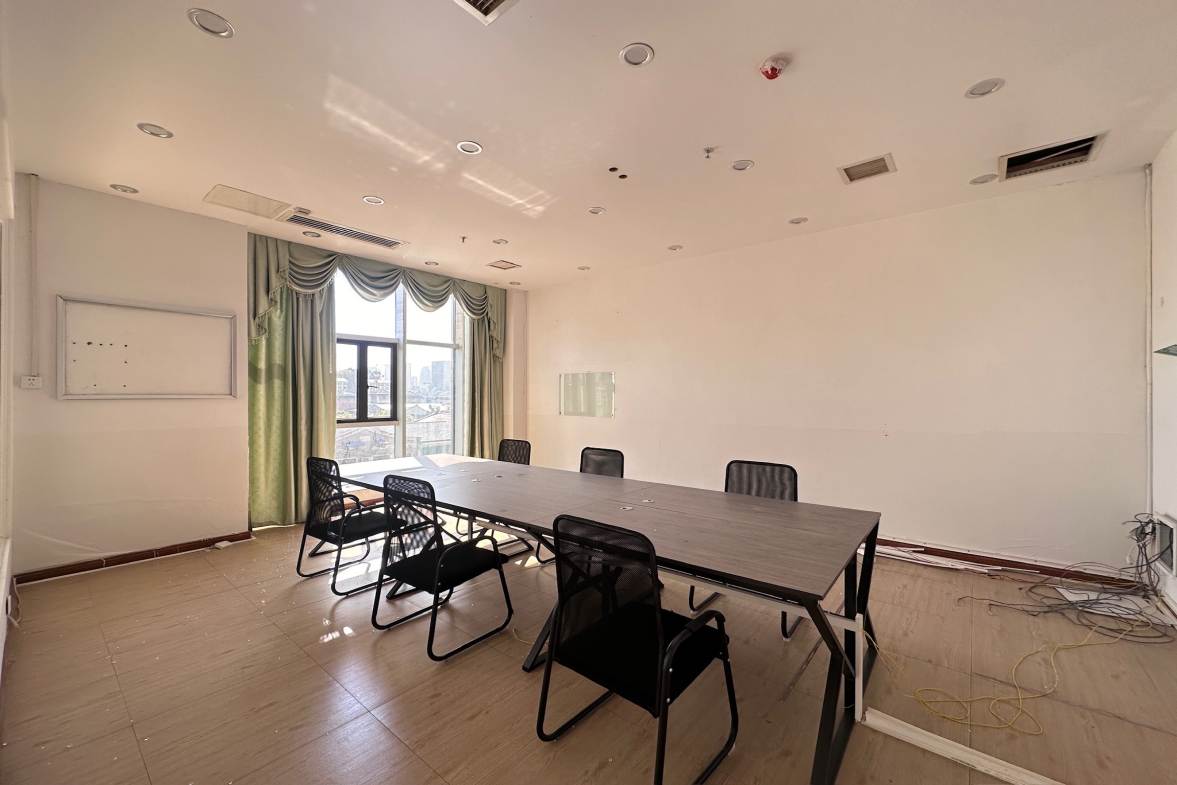 星月都会  4室0厅0卫    6000.0元/月室内图