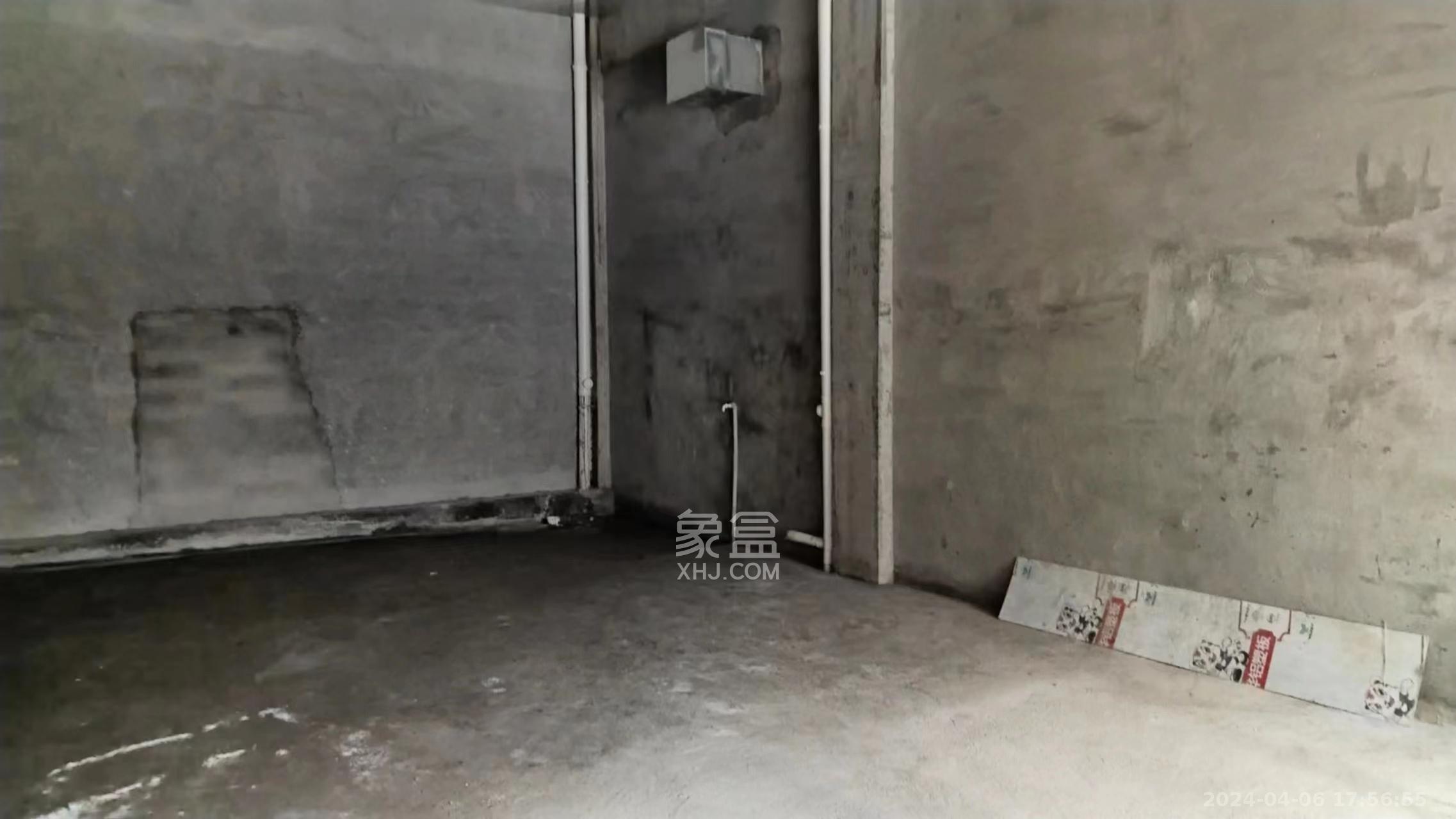 轨道中建麓江府   85.36㎡      10000.0元/月室内图