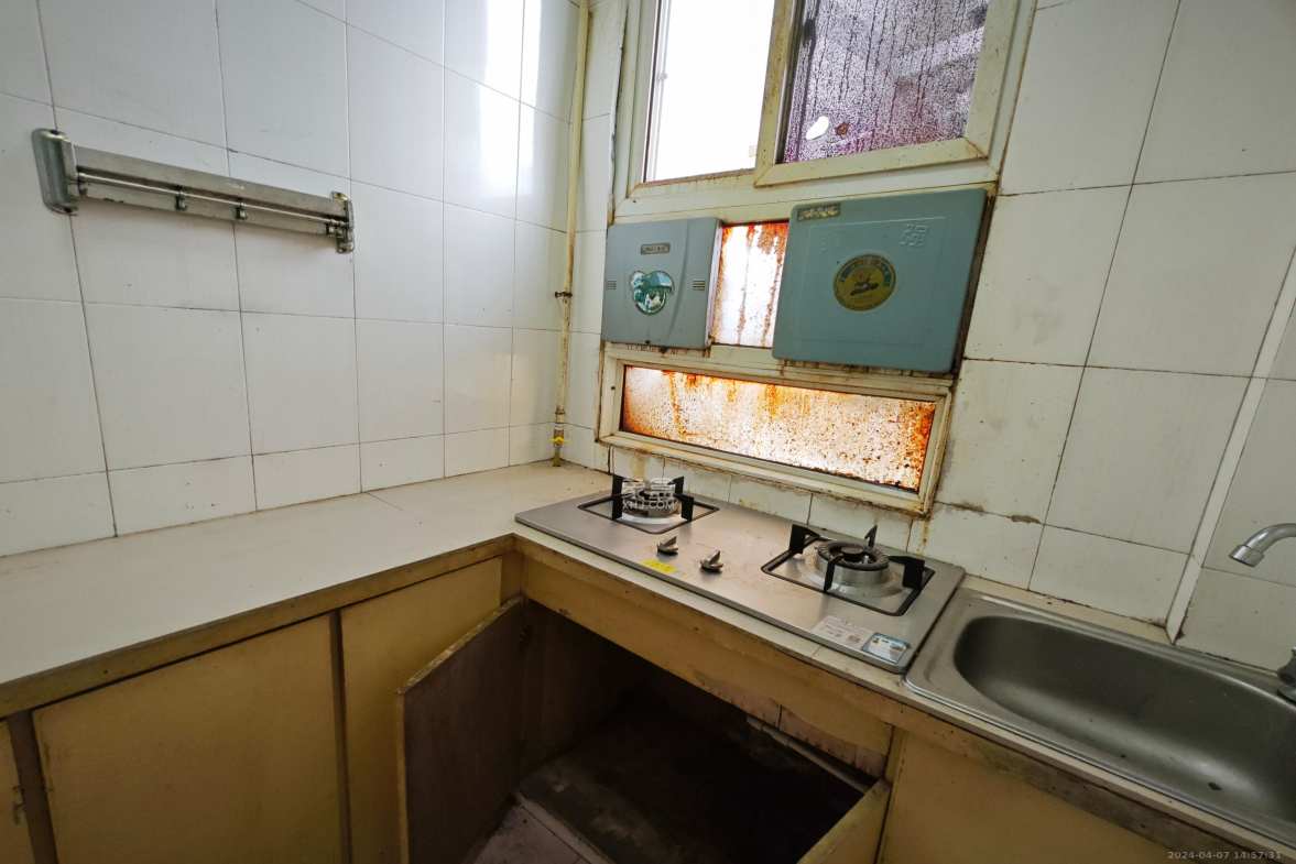 中国人民财产股份公司宿舍(人民保险公司宿舍) 2室1厅1卫 1100.0元/月 中国人民财产股份公司宿舍(人民保险公司宿舍) 2室1厅1卫 1100.0元/月室内图