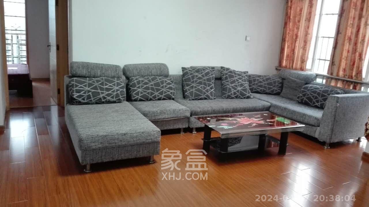 圣力华苑  2室2厅1卫    1400.0元/月