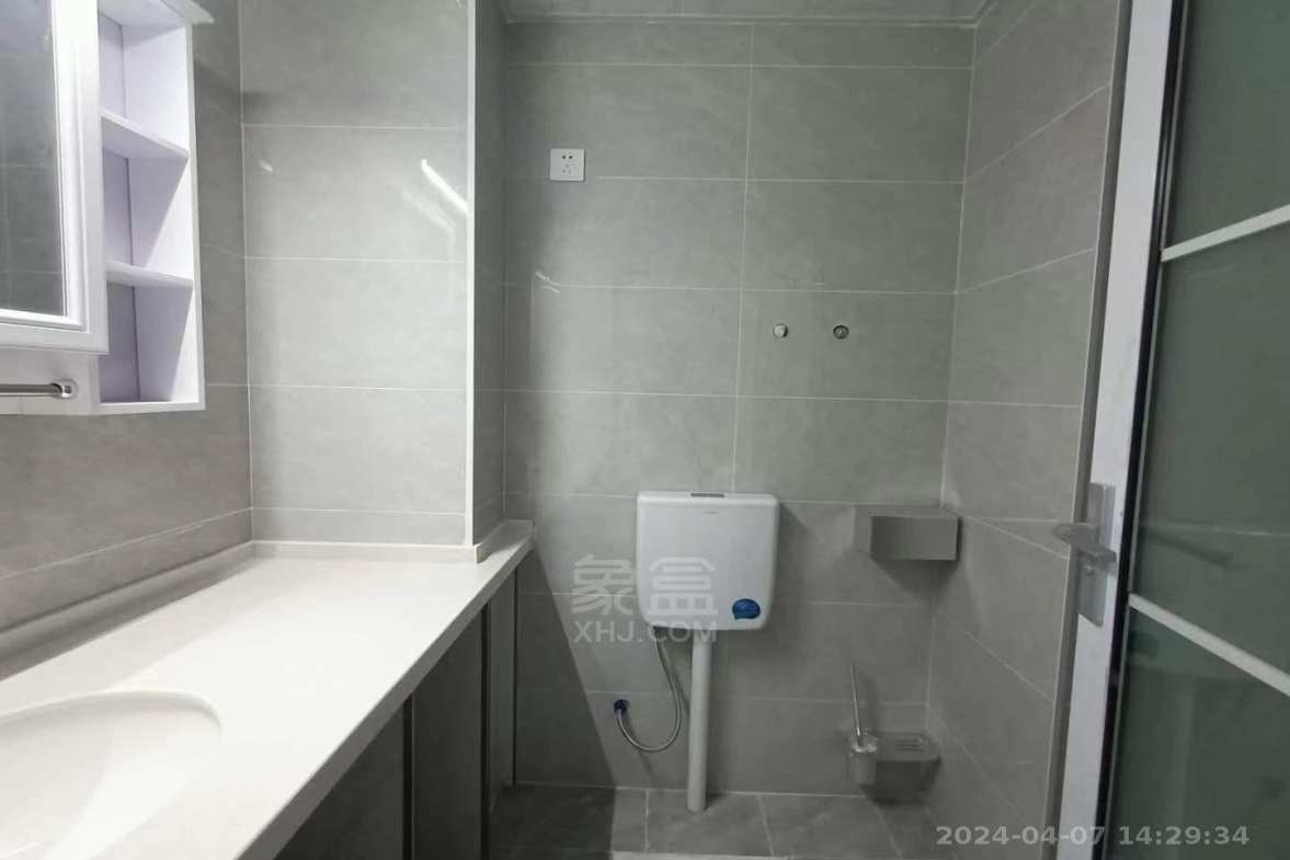 日盛大厦 1室1厅1卫 1500.0元/月 日盛大厦 1室1厅1卫 1500.0元/月室内图