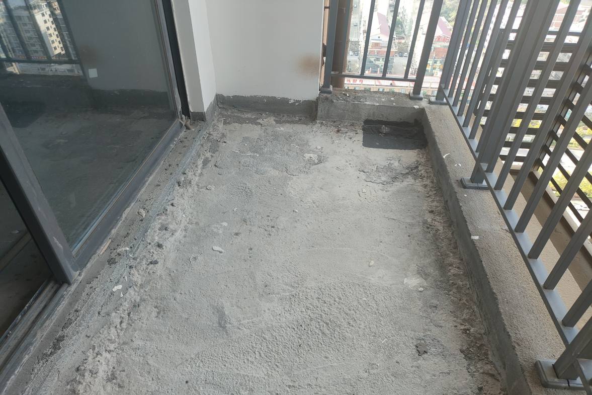 宁邦中心(二期公园里)  5室2厅2卫   125.80万 宁邦中心(二期公园里)  5室2厅2卫   125.80万客厅