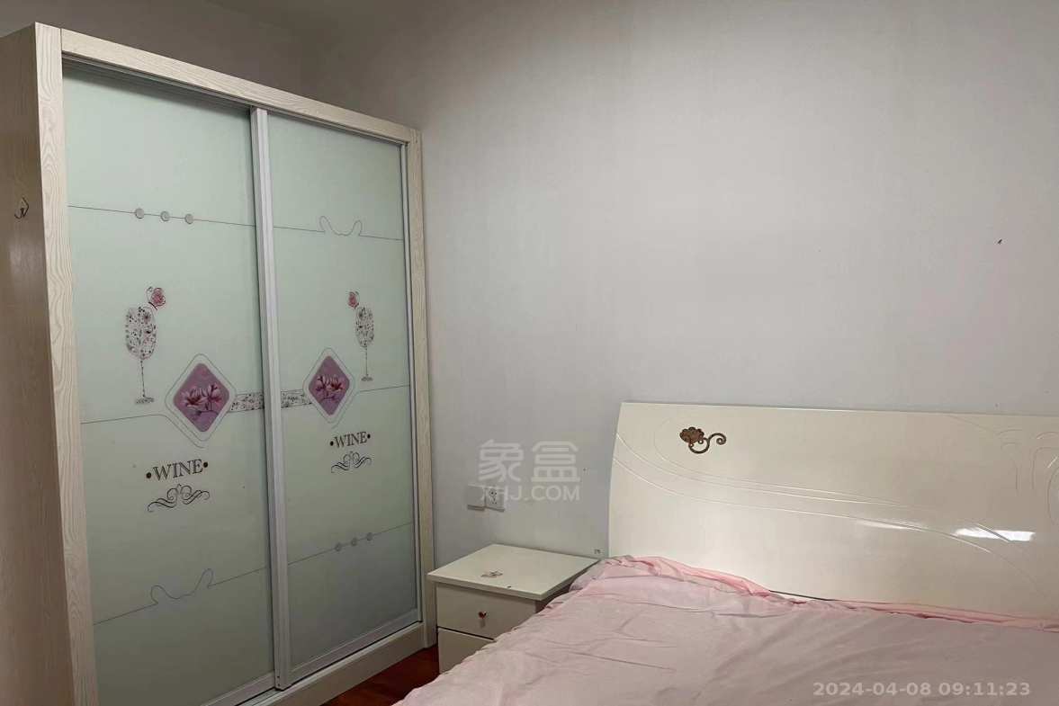 流金岁月-华晨国际 2室2厅1卫 2200.0元/月 流金岁月-华晨国际 2室2厅1卫 2200.0元/月室内图