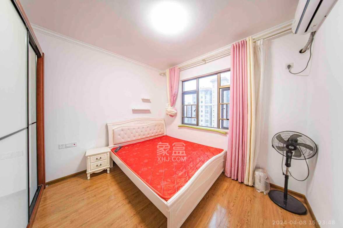 江山帝景哈佛  3室1厅2卫    2300.0元/月 江山帝景哈佛  3室1厅2卫    2300.0元/月室内图