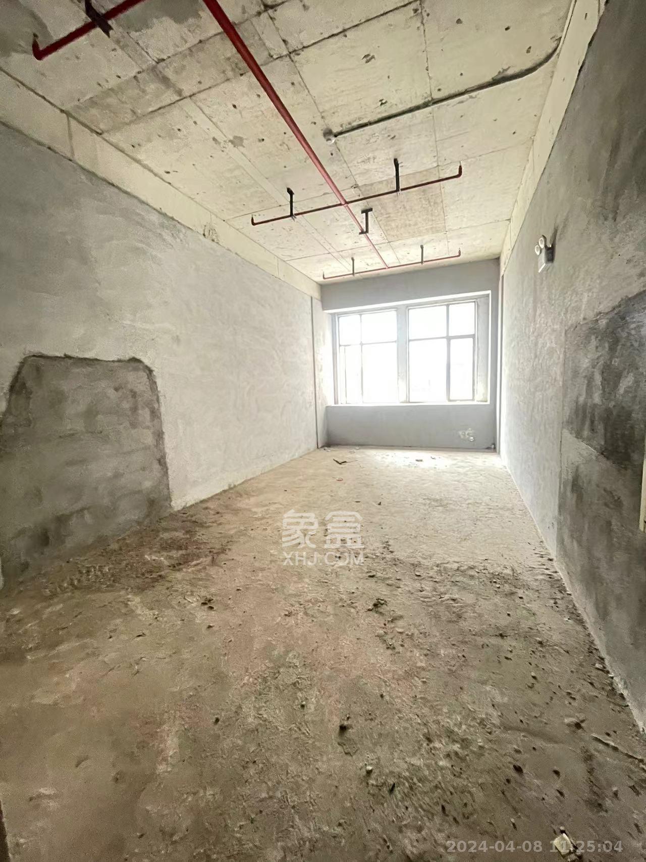 华润置地广场二期   114.0㎡      5000.0元/月室内图