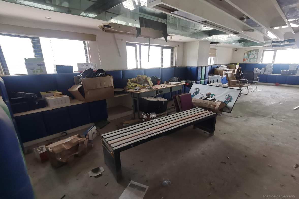 星大峰汇商务楼 2室2厅1卫 2500.0元/月 星大峰汇商务楼 2室2厅1卫 2500.0元/月室内图