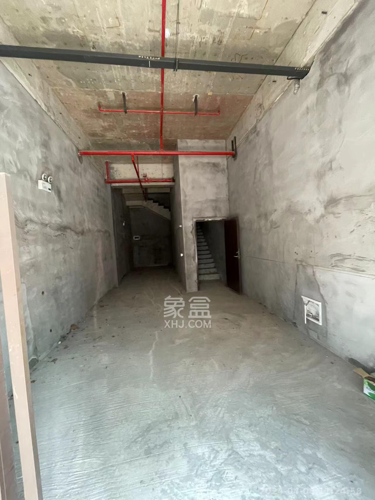 华润置地广场二期   114.0㎡      5000.0元/月