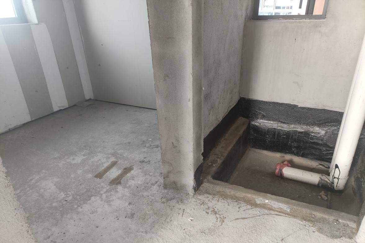 宁邦中心（二期公园里）  5室2厅2卫    116.0万客厅