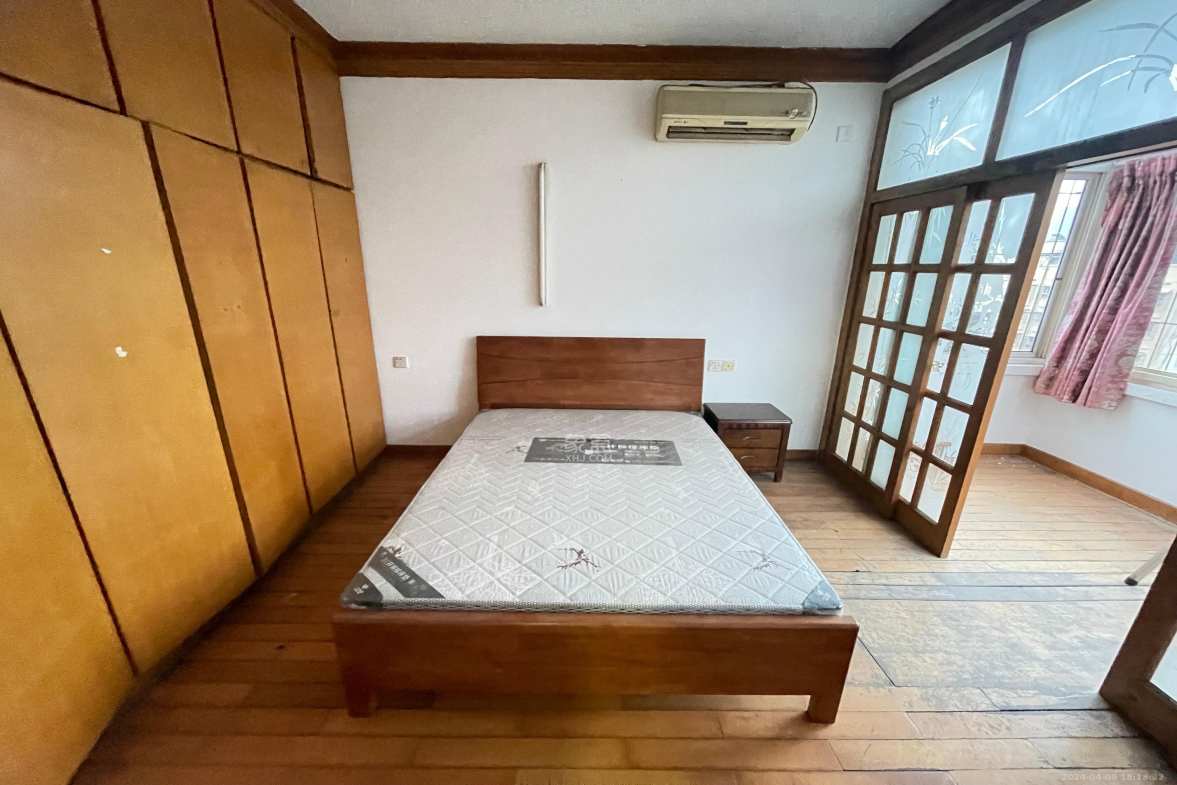 向东南社区  3室1厅1卫   1500.00元/月室内图