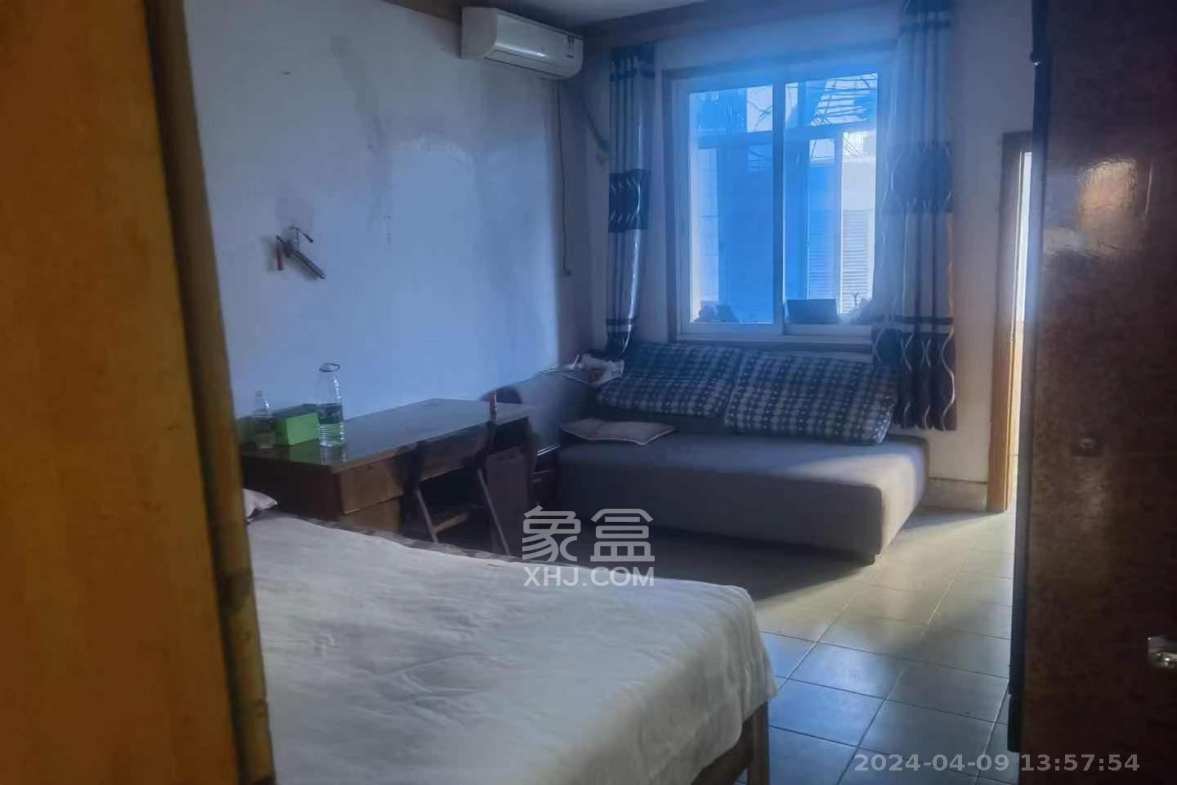 海利宿舍  3室2厅1卫    1800.0元/月室内图