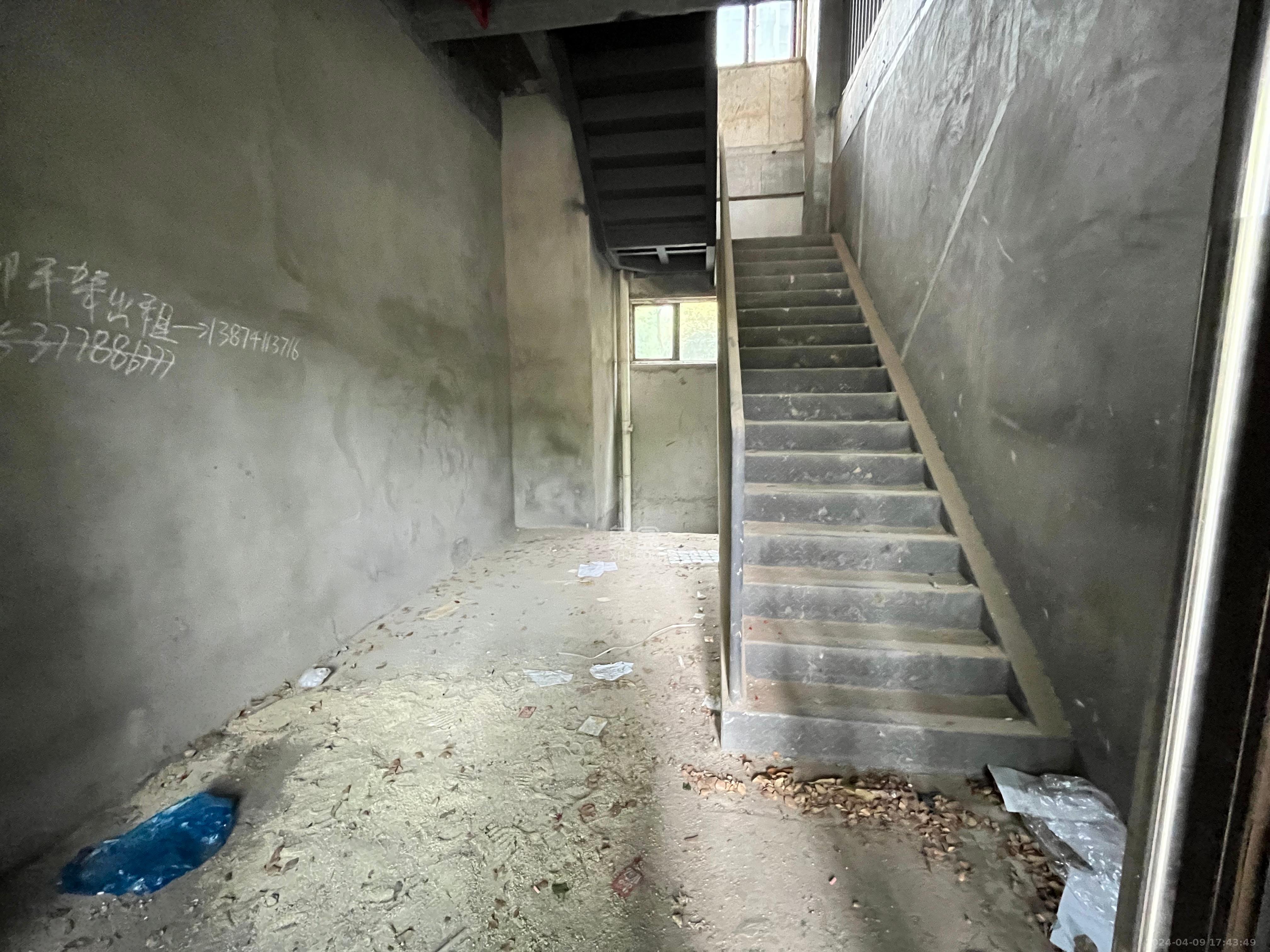 保利城（中航城国际社区、郡原美村）   188.7㎡      12000.0元/月室内图