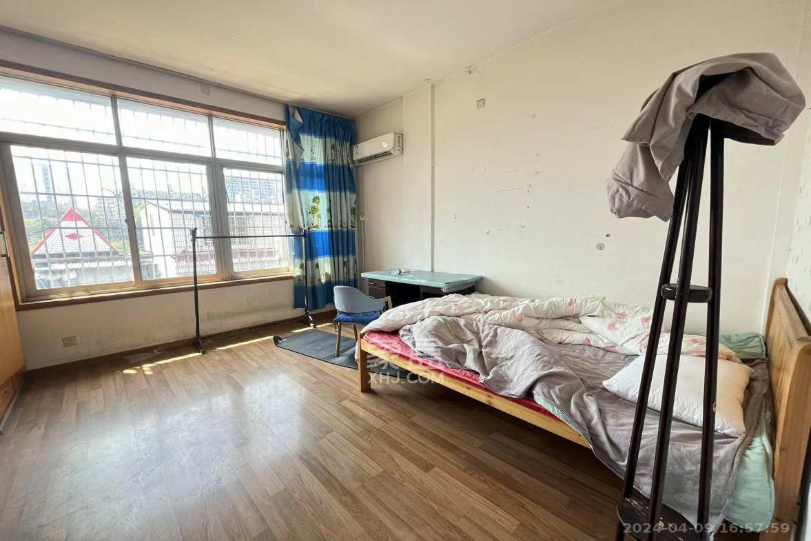 窑塘新村 3室2厅1卫 1800.0元/月 窑塘新村 3室2厅1卫 1800.0元/月室内图