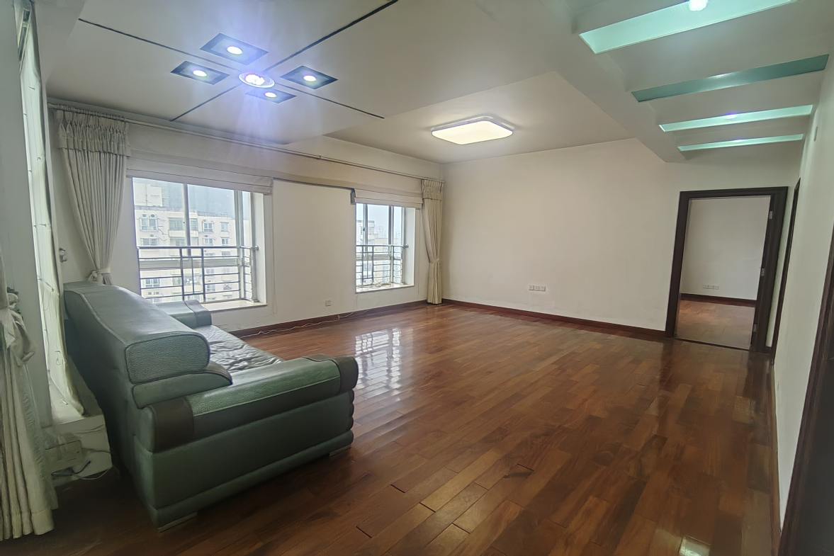 嘉华城市花园  3室2厅2卫    250.0万室内图