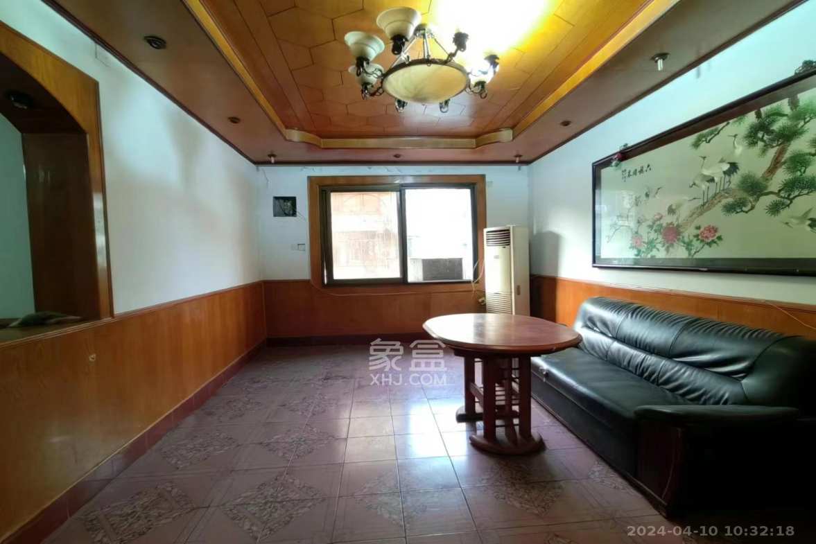 国庆新村 3室2厅1卫 1700.0元/月 国庆新村 3室2厅1卫 1700.0元/月室内图