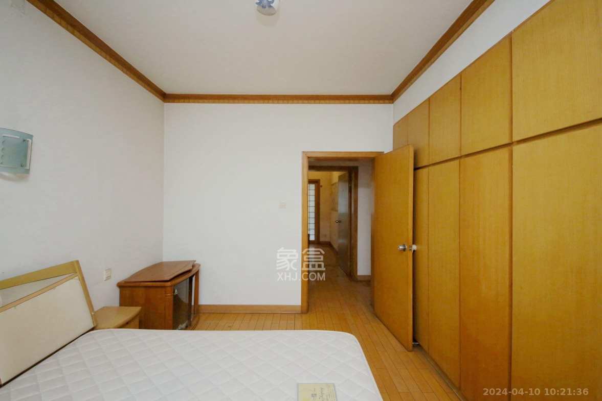 市委办公厅宿舍  4室2厅2卫   3000.00元/月室内图